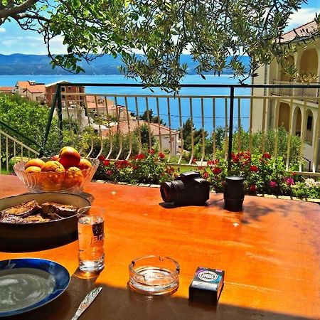 Holiday Home Jozo Omis Exterior photo