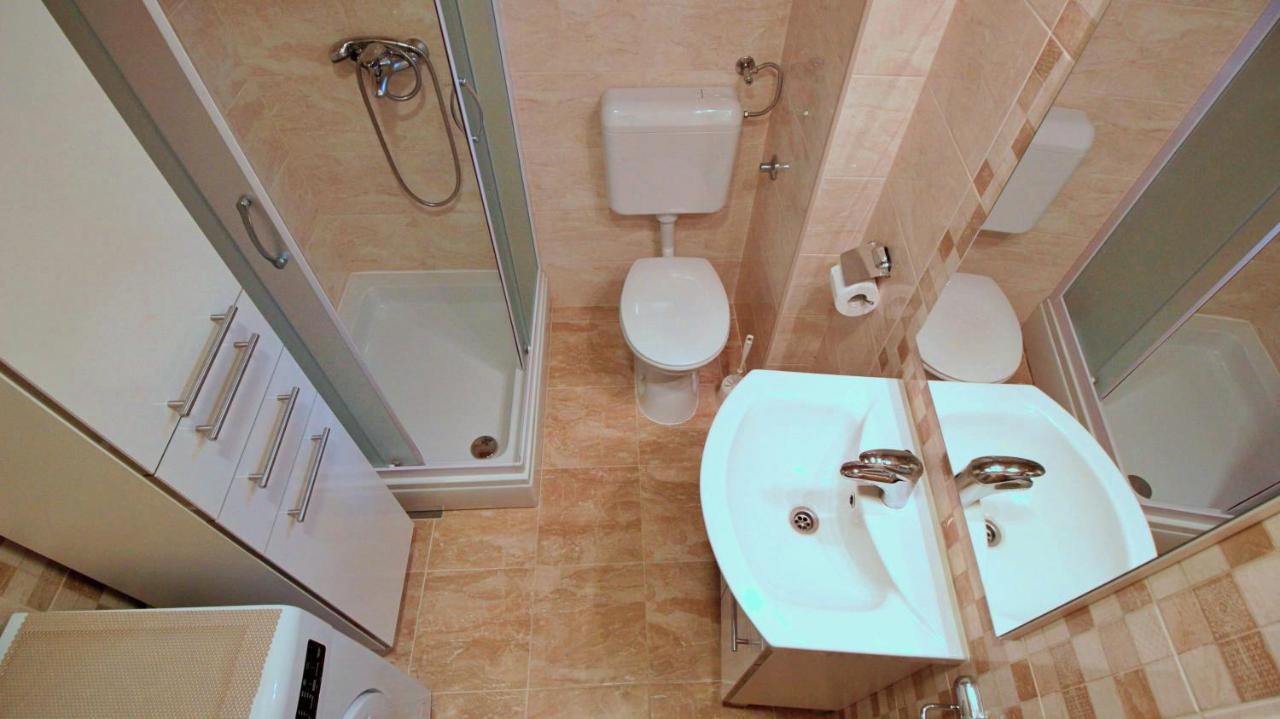 Holiday Home Jozo Omis Exterior photo
